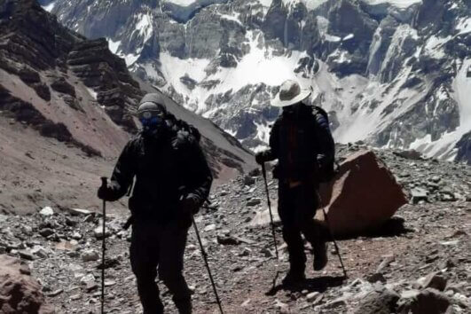 Trekking autosuficiente a la pared Sur del Aconcagua
